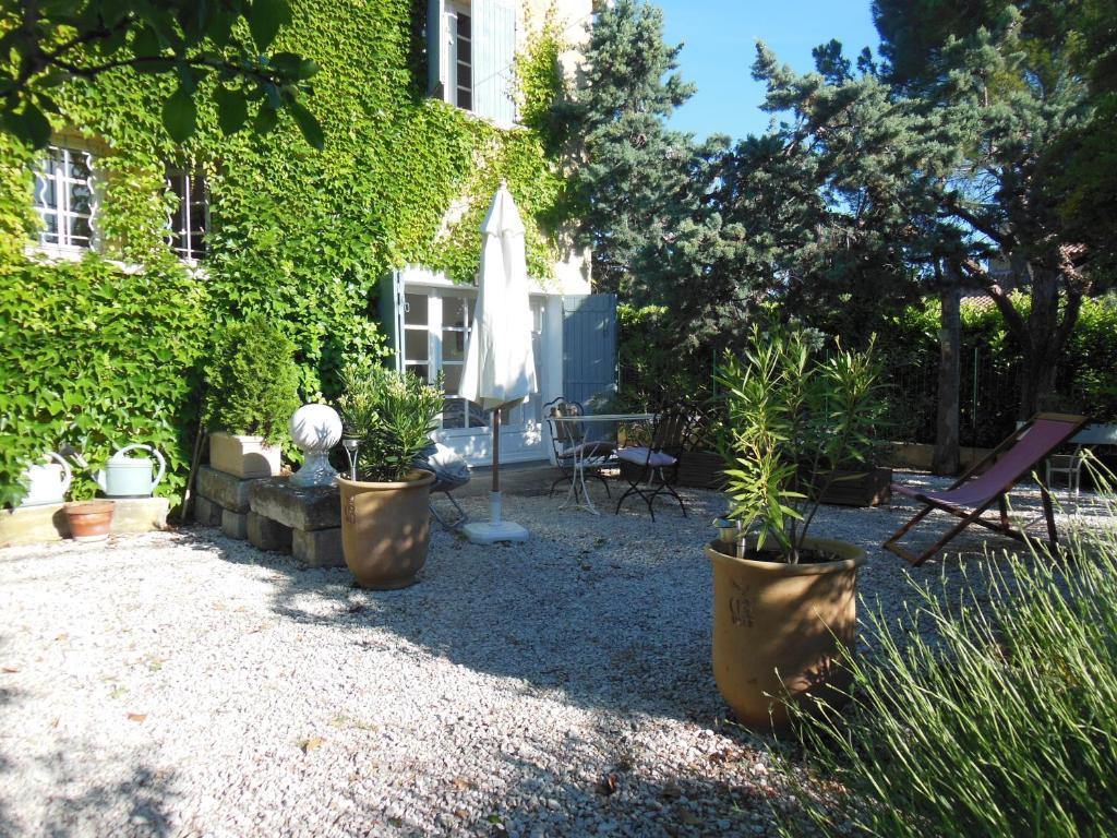 Chambres d'Hôtes Saint Vérédème Pujaut Extérieur photo
